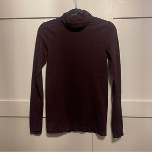 Athleta Maroon Turtleneck Long Sleeve Top